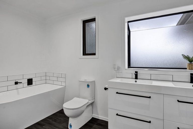 Photo of property in 38 Hunter Street, Hawera, 4610