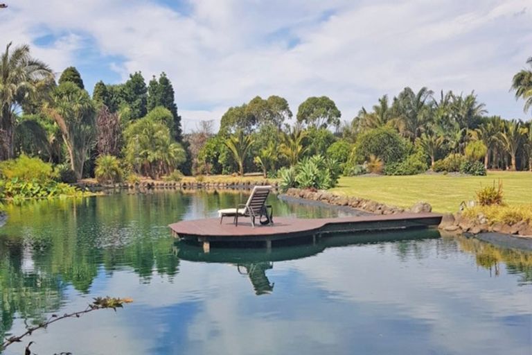 Photo of property in 102a Omaha Flats Road, Tawharanui Peninsula, Warkworth, 0986