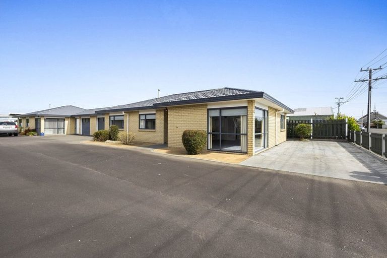 Photo of property in 80 Argyle Street, Hawera, 4610