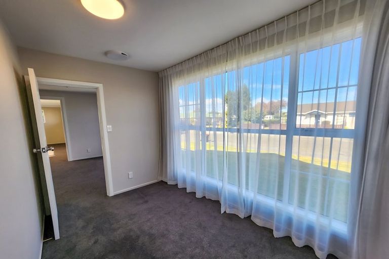 Photo of property in 14 Woodcote Avenue, Hornby, Christchurch, 8042