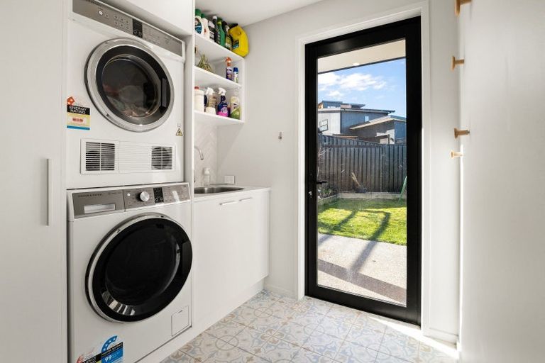 Photo of property in 5 Goddard Way, Sawyers Bay, Port Chalmers, 9023