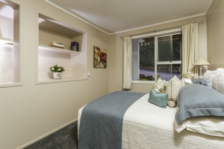Photo of property in 8 Chrome Place, Henderson, Auckland, 0612