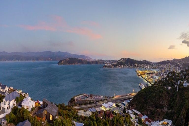 Photo of property in 8 Elgin Way, Khandallah, Wellington, 6035