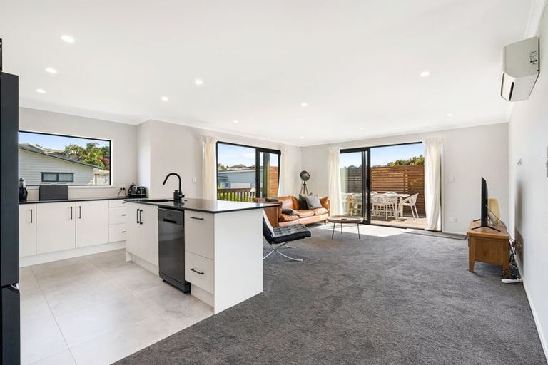 Photo of property in 56 Marram Place, Mangawhai Heads, Mangawhai, 0505