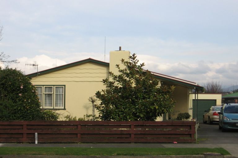 Photo of property in 24 College Street, Awapuni, Palmerston North, 4412