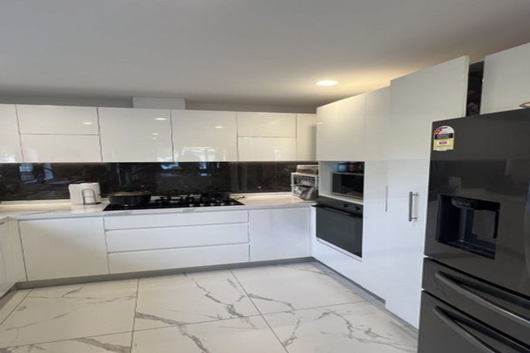 Photo of property in 1 Wyon Way, Flat Bush, Auckland, 2016