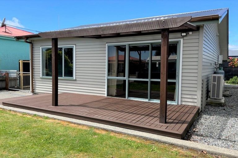 Photo of property in 37 Blake Street, Blaketown, Greymouth, 7805