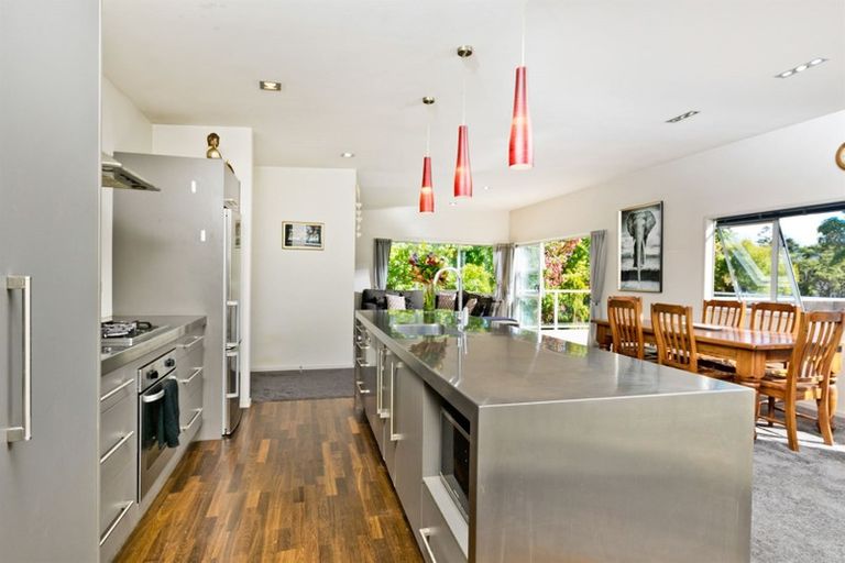 Photo of property in 22 The Close, Greenhithe, Auckland, 0632