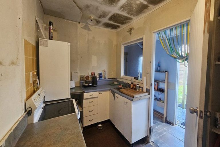 Photo of property in 6 Vera Street, Marton, 4710