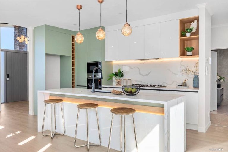 Photo of property in 40 Jane Maree Road, Kumeu, 0810