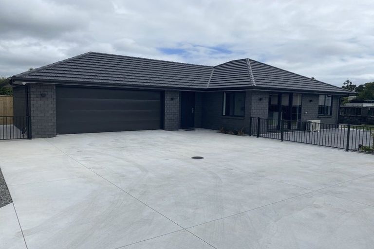 Photo of property in 188b Seaview Road, Westown, New Plymouth, 4310