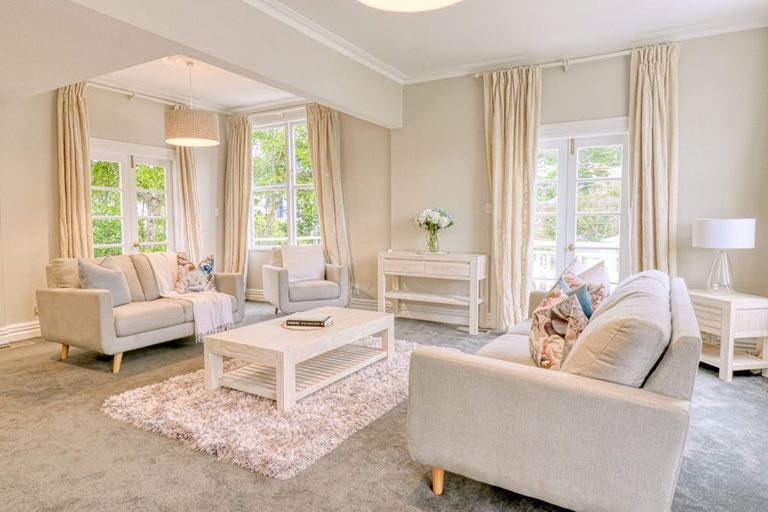 Photo of property in 1 Parliament Street, Thorndon, Wellington, 6011