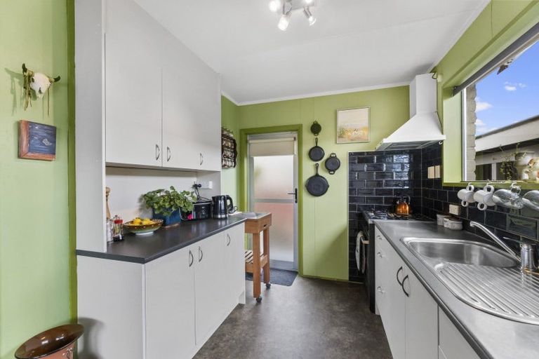 Photo of property in 16a Royal Crescent, Saint Kilda, Dunedin, 9012