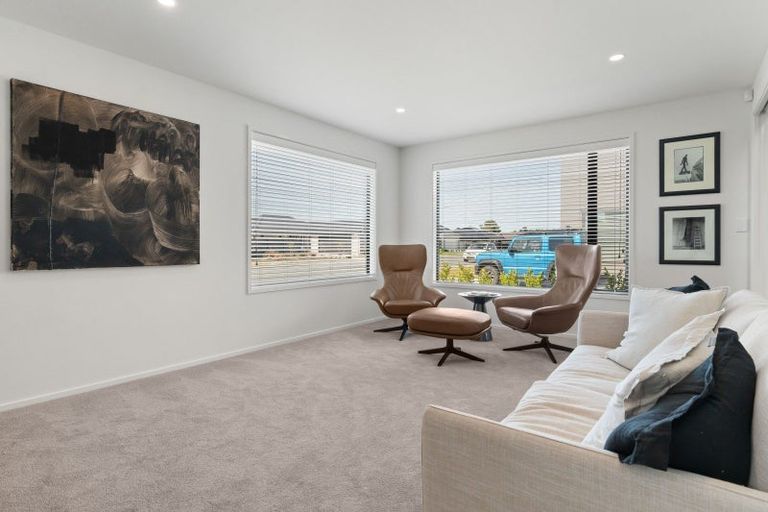 Photo of property in 33 Marine Corps Drive, Solway, Masterton, 5810