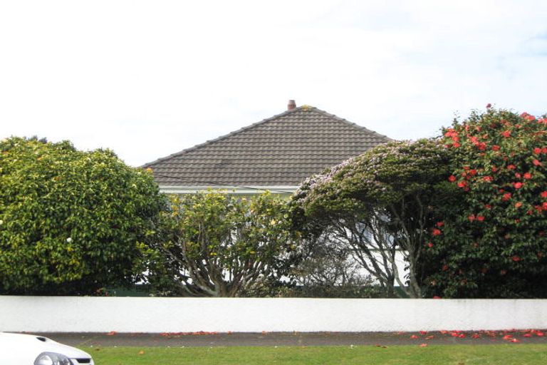 Photo of property in 151 Seaview Road, Westown, New Plymouth, 4310
