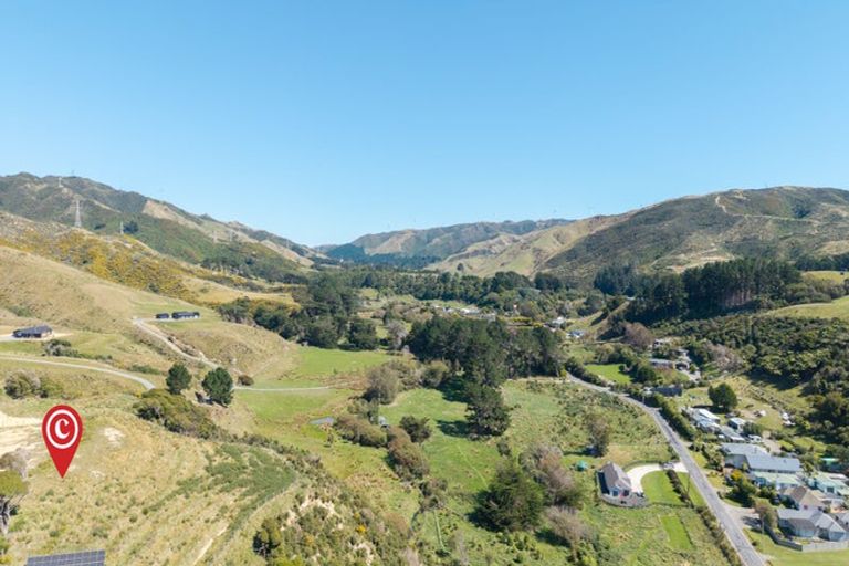 Photo of property in 474 Omokoroa Road, Makara, Wellington, 6972