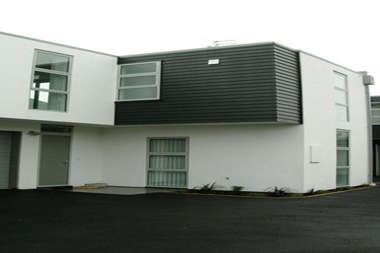 Photo of property in 60b Brockworth Place, Riccarton, Christchurch, 8011