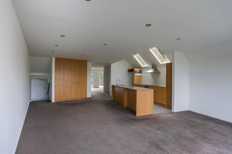 Photo of property in 28 Harbour View Terrace, Cass Bay, Lyttelton, 8082