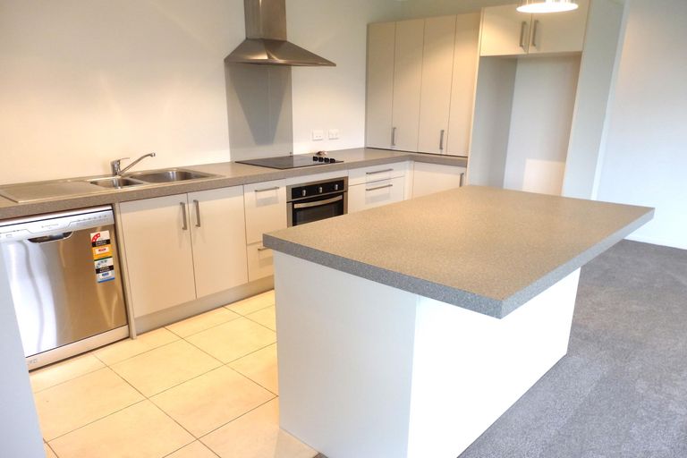 Photo of property in 1 Peppercorn Place, Leamington, Cambridge, 3432