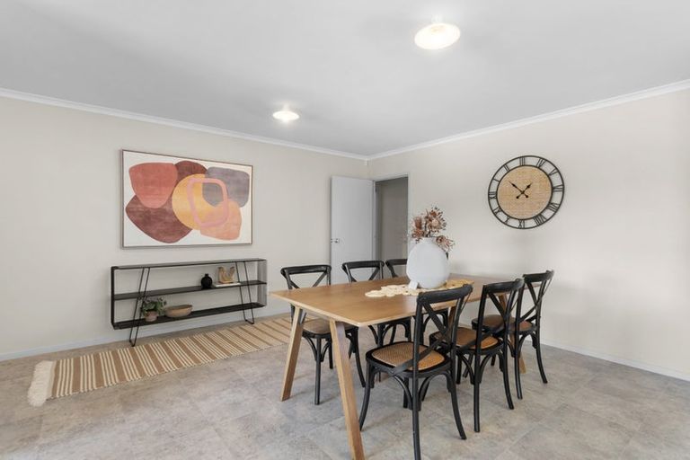 Photo of property in 9 Whitney Place, Rototuna North, Hamilton, 3210