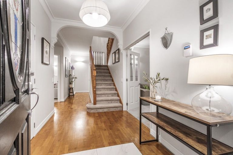 Photo of property in 43b Stanley Road, Stanley Point, Auckland, 0624