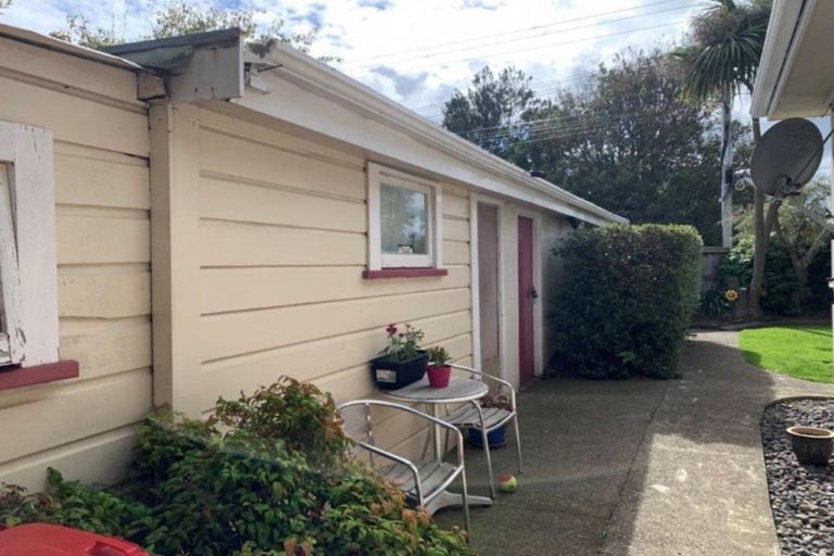 Photo of property in 23 High Street, Hawera, 4610