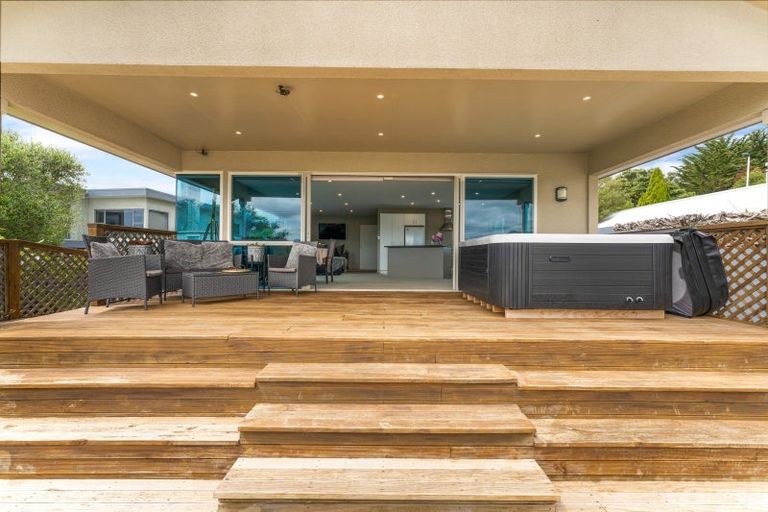 Photo of property in 44 Oxley Crescent, Broad Bay, Dunedin, 9014