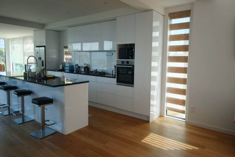 Photo of property in 10 Satchell Way, Kaiwharawhara, Wellington, 6035