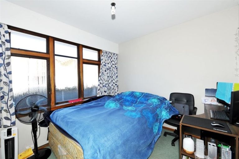 Photo of property in 2/19a Brodie Street, Ilam, Christchurch, 8041