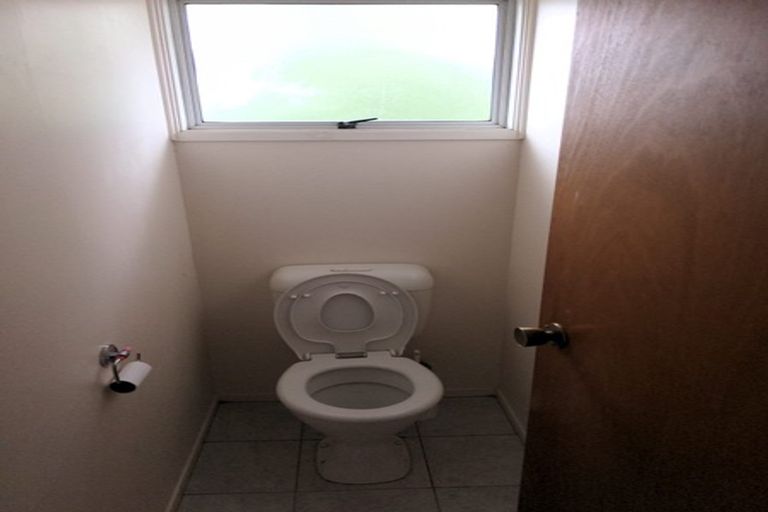 Photo of property in 7 Andros Place, Unsworth Heights, Auckland, 0632