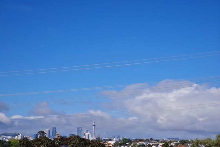 Photo of property in 2/6 Evan Street, Belmont, Auckland, 0622