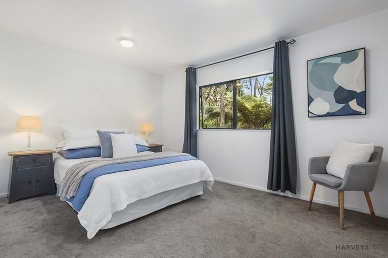 Photo of property in 15 Jays Road, Titirangi, Auckland, 0604