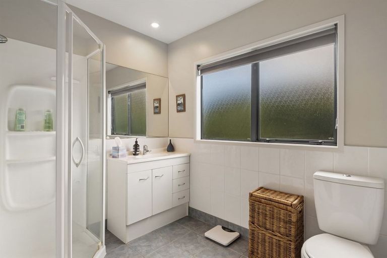 Photo of property in 9a Penzance Road, Mairangi Bay, Auckland, 0630