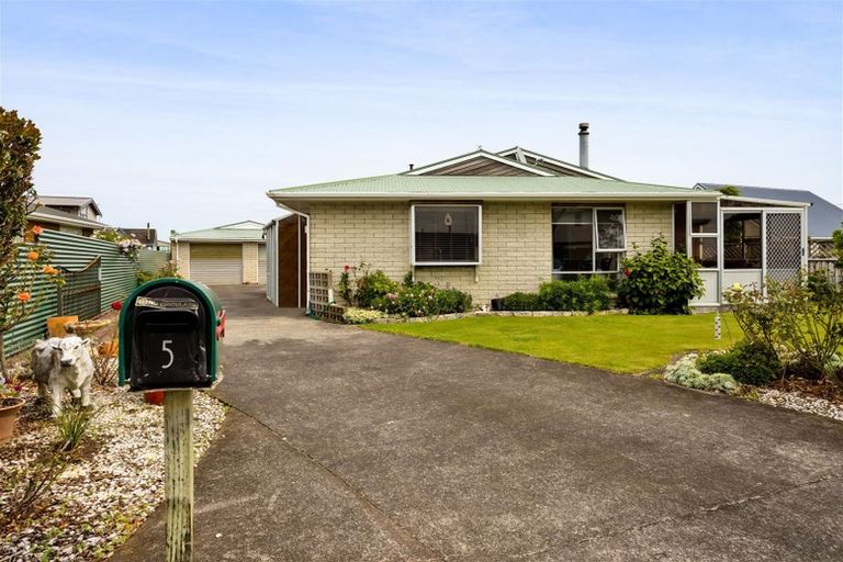 Photo of property in 5 Green Lane, Hawera, 4610
