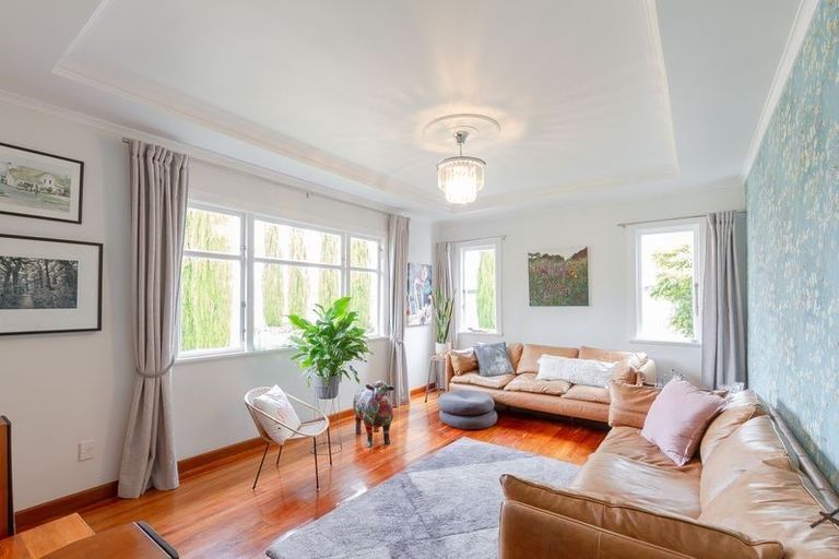 Photo of property in 8 Wharerangi Road, Tamatea, Napier, 4112