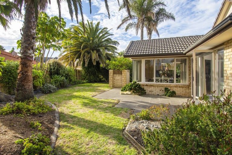 Photo of property in 20 Tuihana Drive, Papamoa Beach, Papamoa, 3118