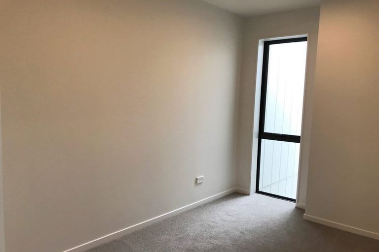 Photo of property in 12 Whai Hua Lane, Mangere Bridge, Auckland, 2022
