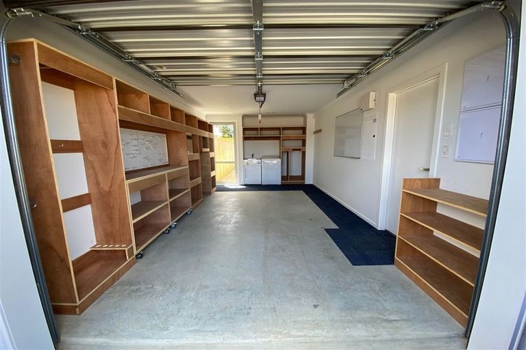 Photo of property in 5 Sauterne Road, Kumeu, 0810