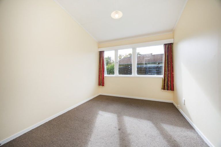 Photo of property in 15b Churchill Avenue, Hokowhitu, Palmerston North, 4410
