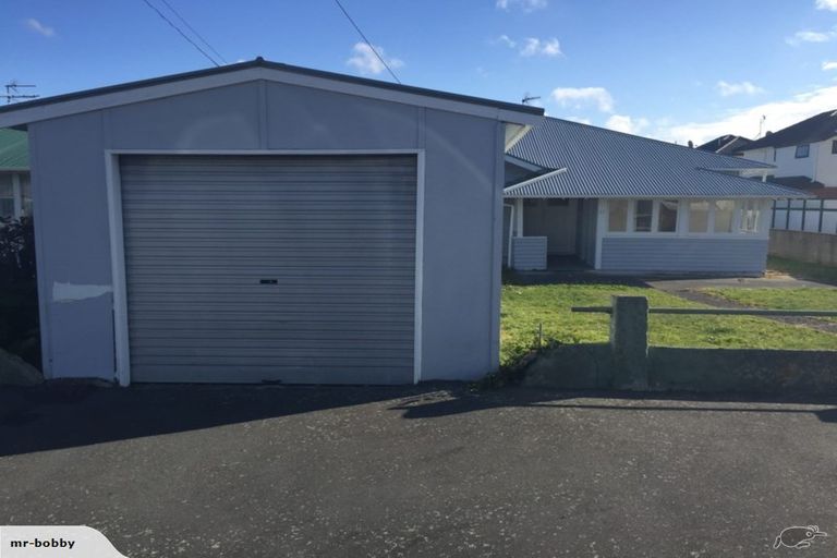 Photo of property in 27 Argentine Avenue, Miramar, Wellington, 6022