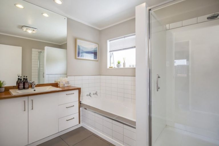 Photo of property in 27 Arbor-lea Avenue, Richmond, 7020