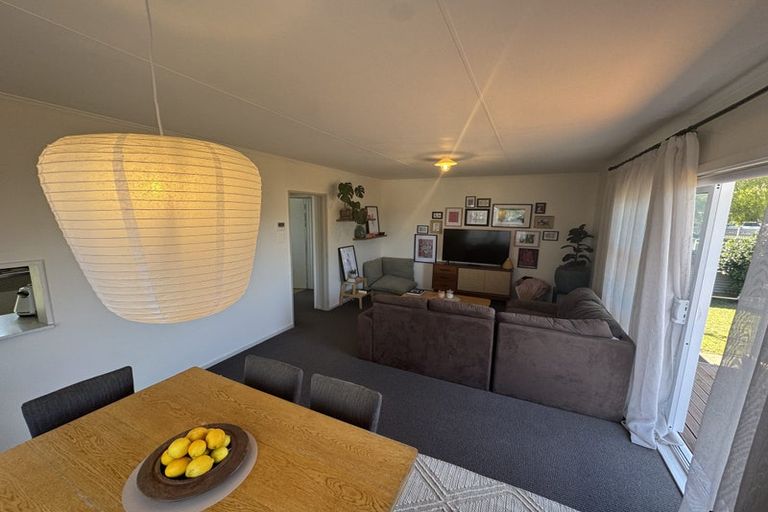 Photo of property in 2 Leslie Avenue, Cloverlea, Palmerston North, 4412