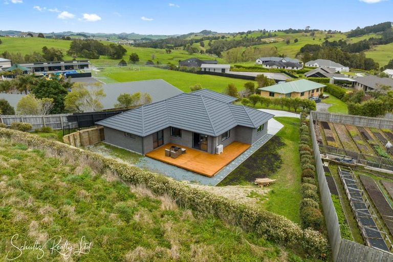 Photo of property in 6 Rata Lane, Maungaturoto, 0520