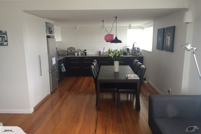 Photo of property in 2/4-6 Calliope Road, Devonport, Auckland, 0624