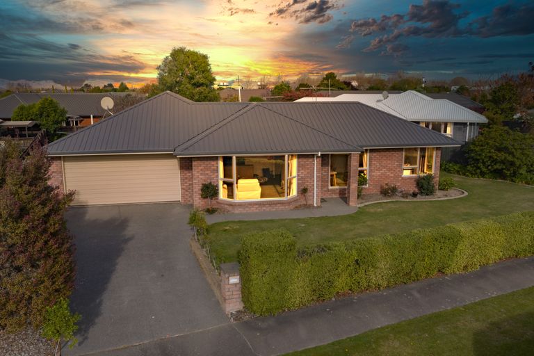 Photo of property in 3 Wendon Mews, Belfast, Christchurch, 8051