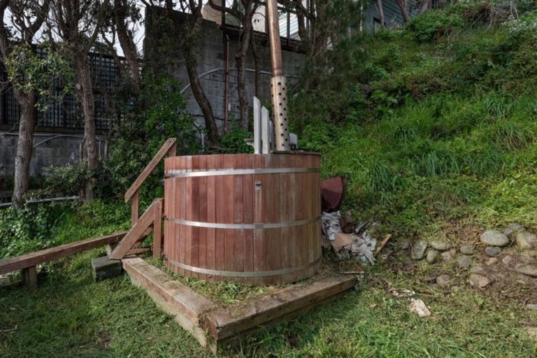 Photo of property in 79 The Esplanade, Raumati South, Paraparaumu, 5032