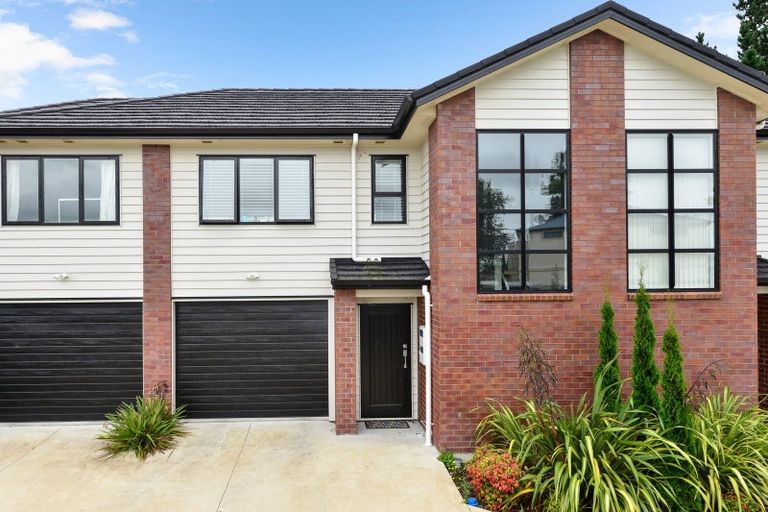 Photo of property in 2/19 Albert Street, Hamilton East, Hamilton, 3216