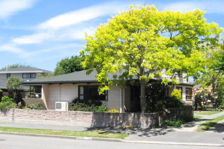 Photo of property in 4 Geraldo Place, Russley, Christchurch, 8042