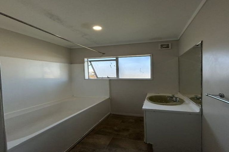 Photo of property in 59 Takanini Road, Takanini, 2112