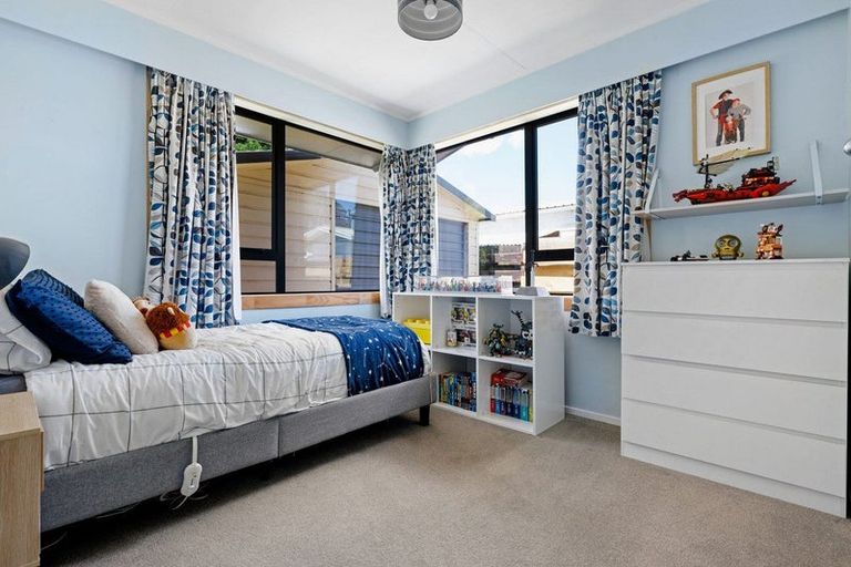 Photo of property in 42 Shakespeare Street, Leamington, Cambridge, 3432